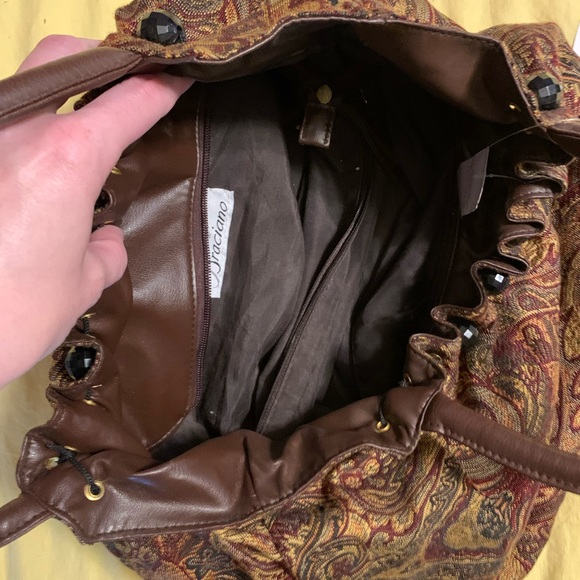 NWT beaded tapestry shoulder bag and matching wallet set - Picture 8 of 9